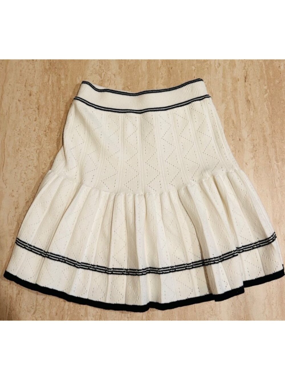 White Knit Tennis Skirt XS Chevron Pattern Academia Nautical Preppy Old Money